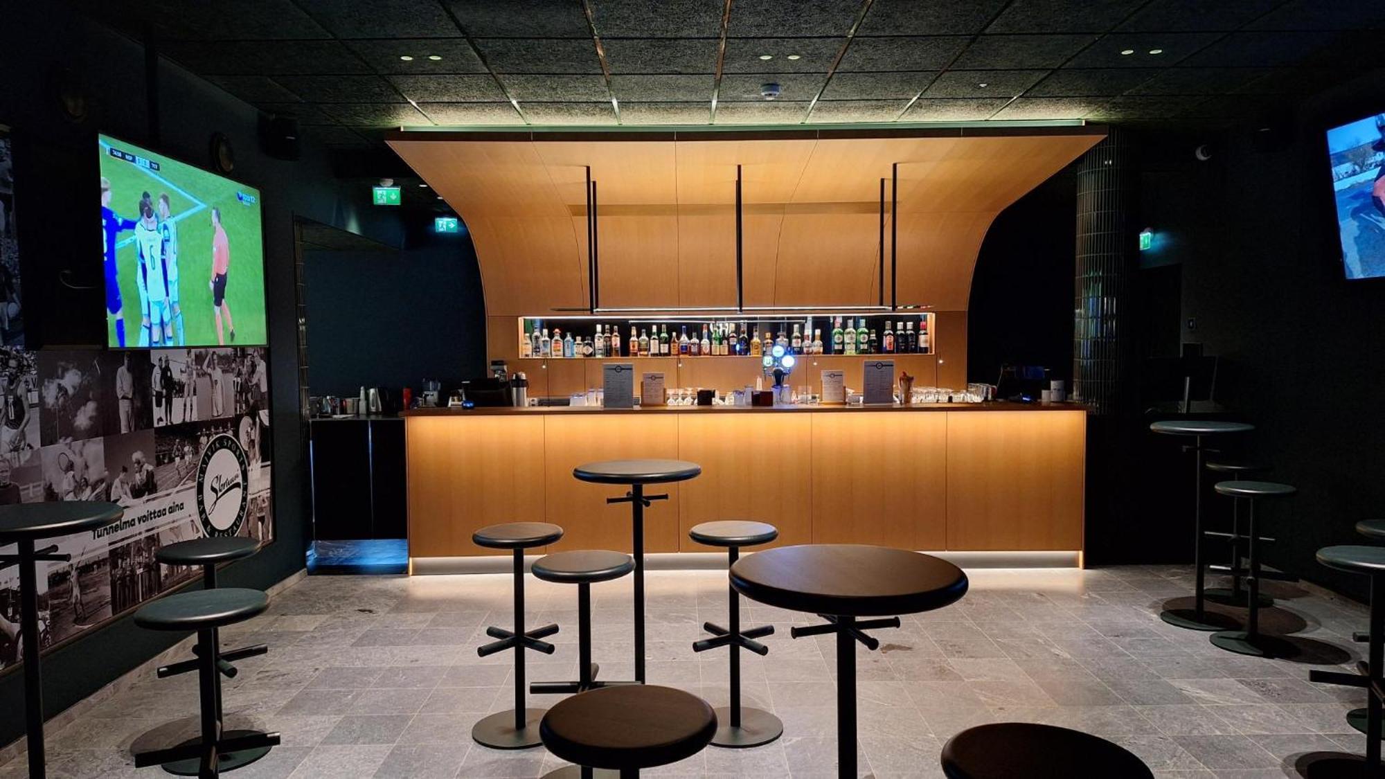 迈克会议酒店 基尔科努米 外观 照片
